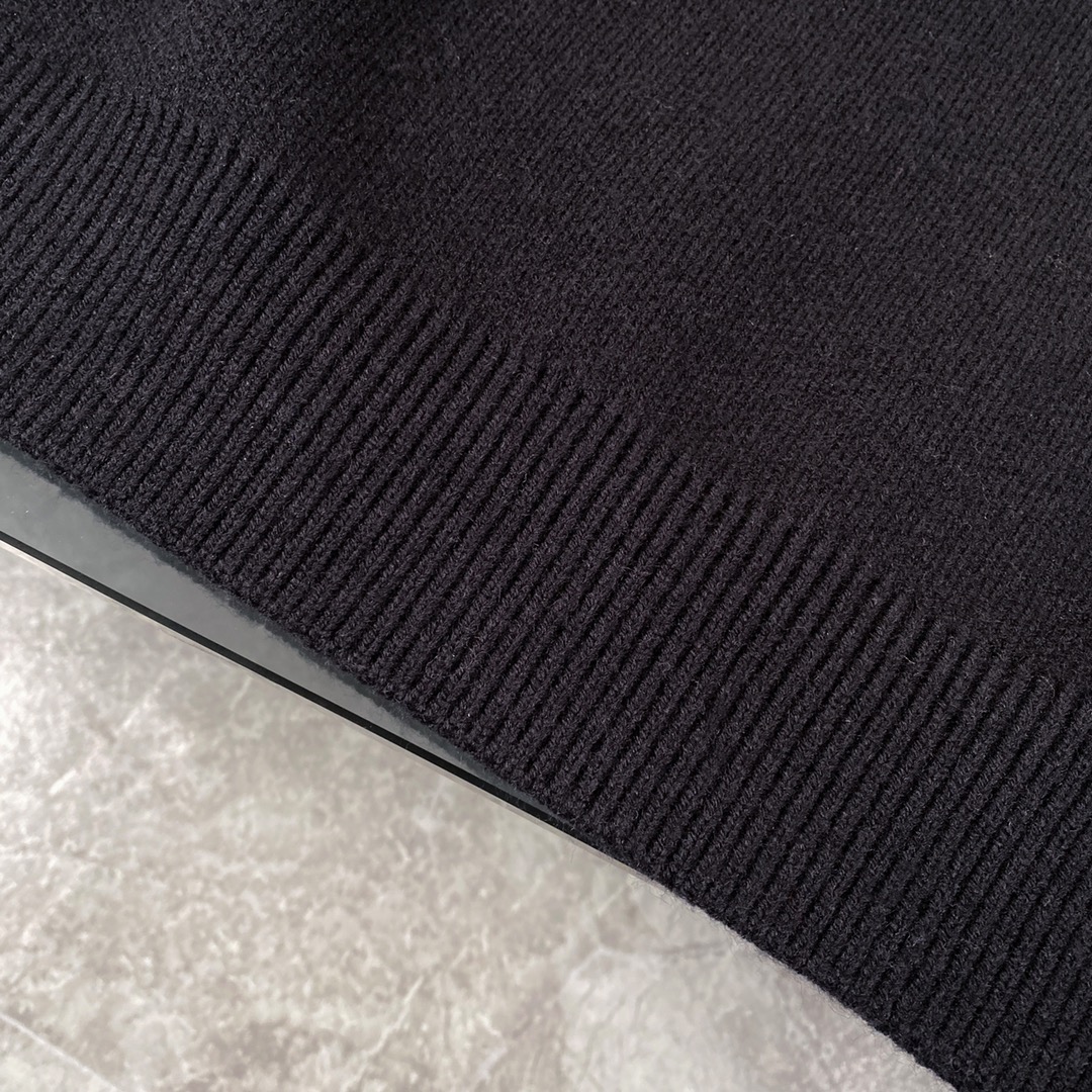 シャネル メンズ ニット 3色 ロゴデザイン ファッションアイテム - 画像 7