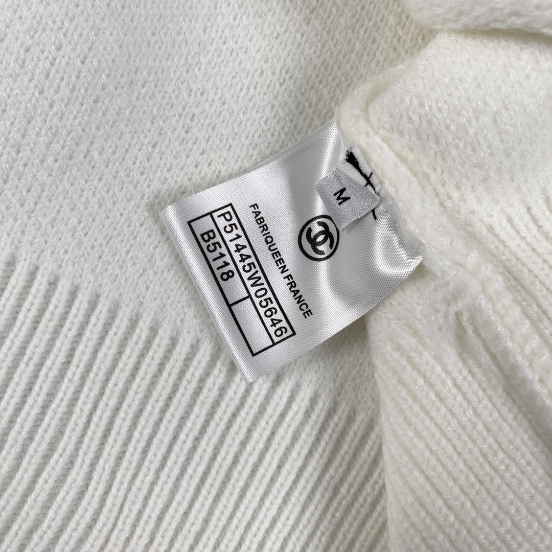 Chanel ニットセーター 1色 ロゴデザイン 定番アイテム - 画像 9