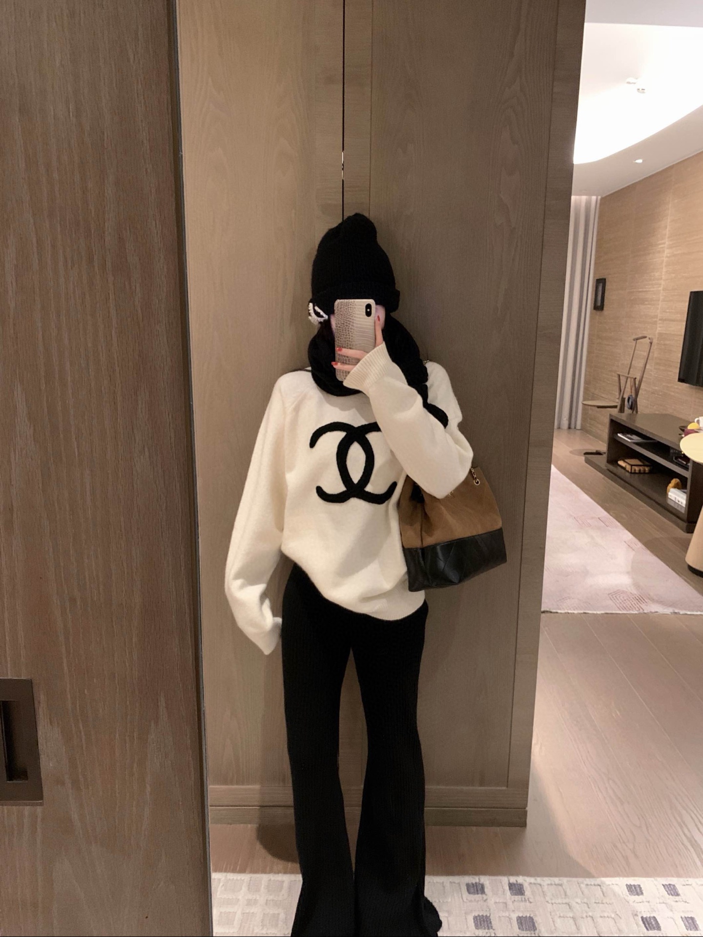 シャネル ニット 2色 オーバーサイズ ロゴ パンツ合わせ可 - 画像 3