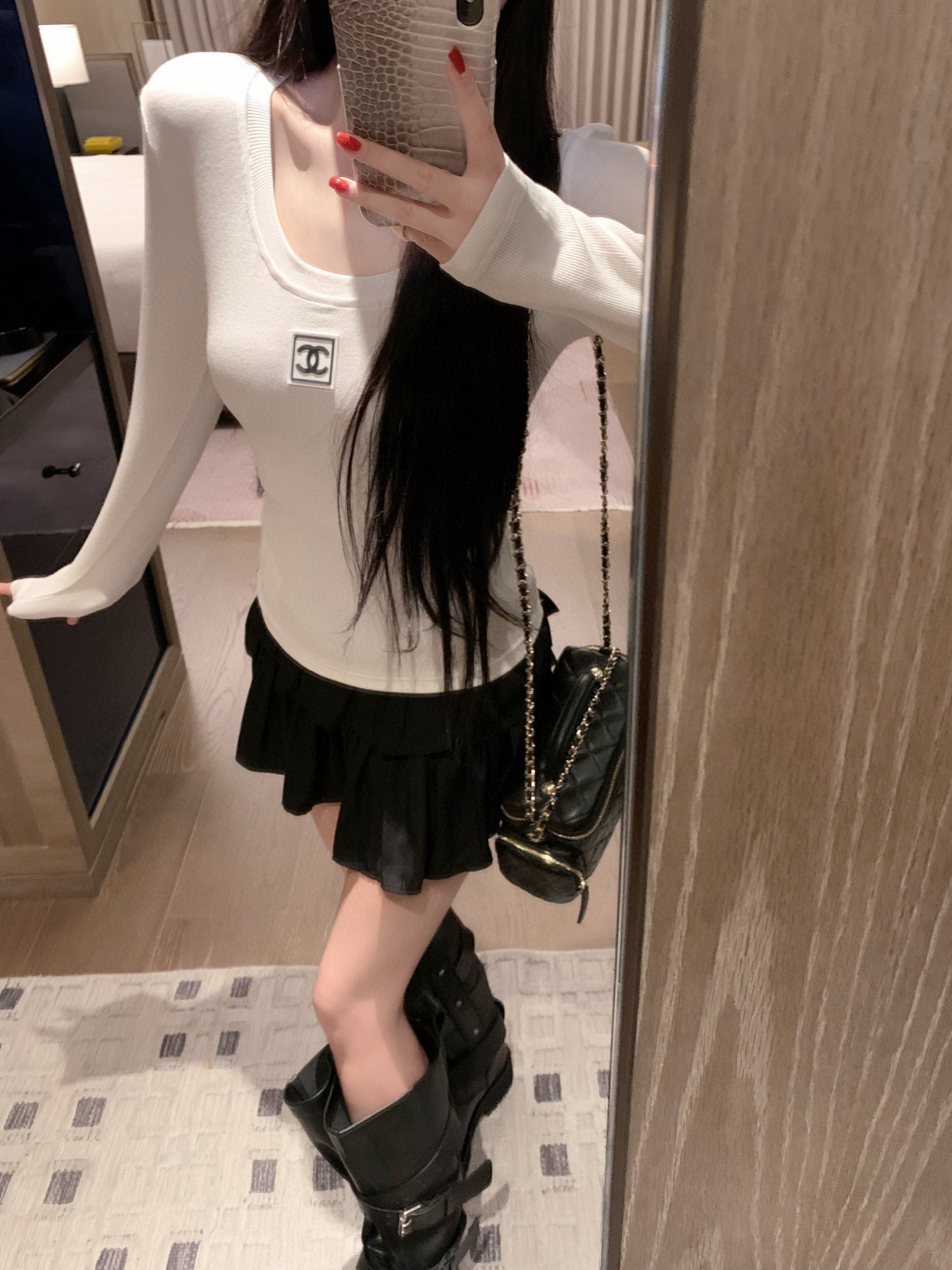 香奈儿 レディース ロングスリーブTシャツ 2色入 毎日着れるシンプルデザイン - 画像 2