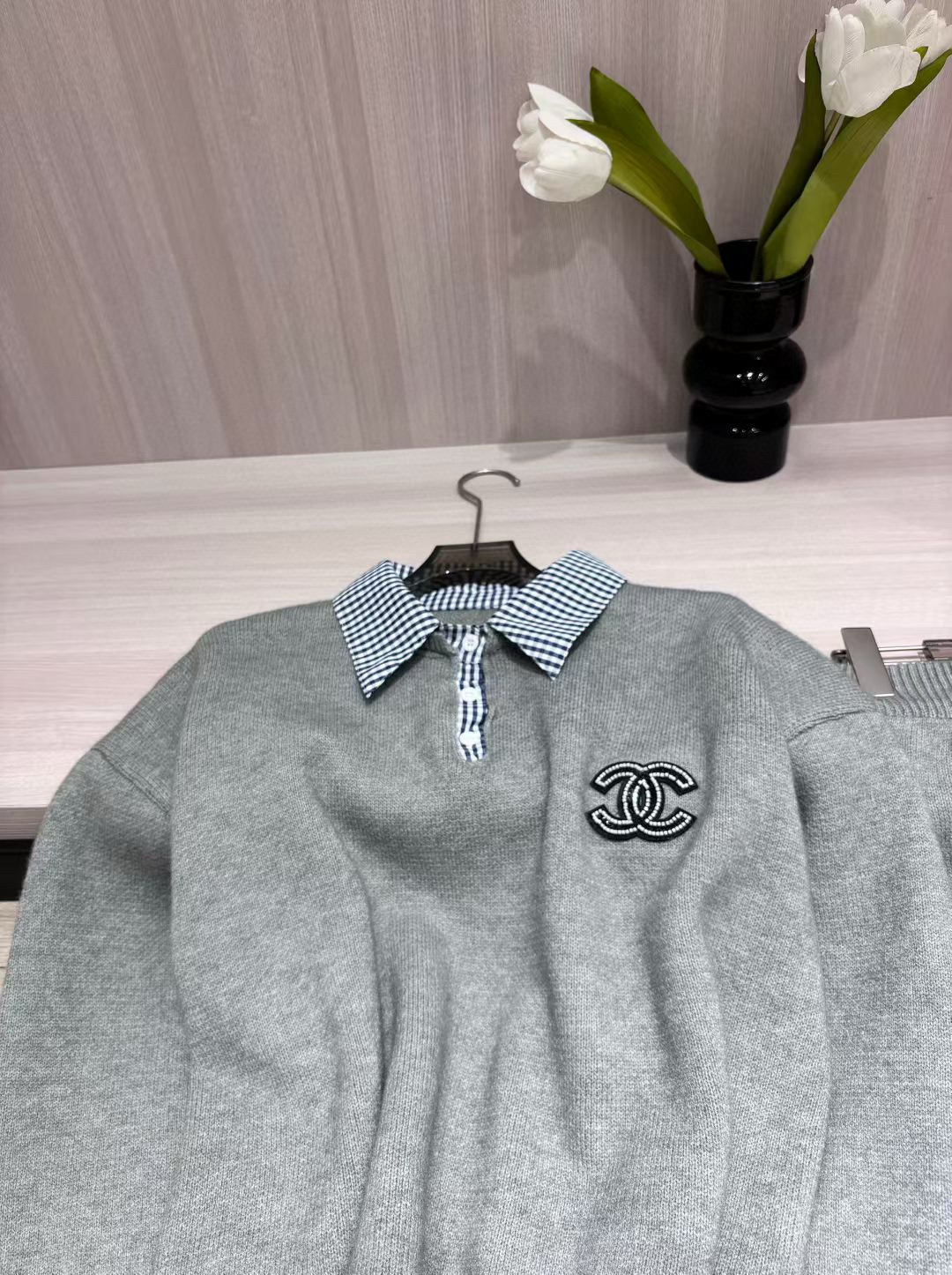 香奈儿 ニットセット ブラックチェック襟 2点セット 灰色 1色入 - 画像 5