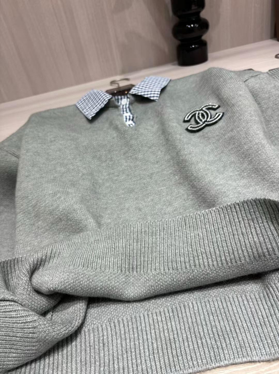 香奈儿 ニットセット ブラックチェック襟 2点セット 灰色 1色入 - 画像 6