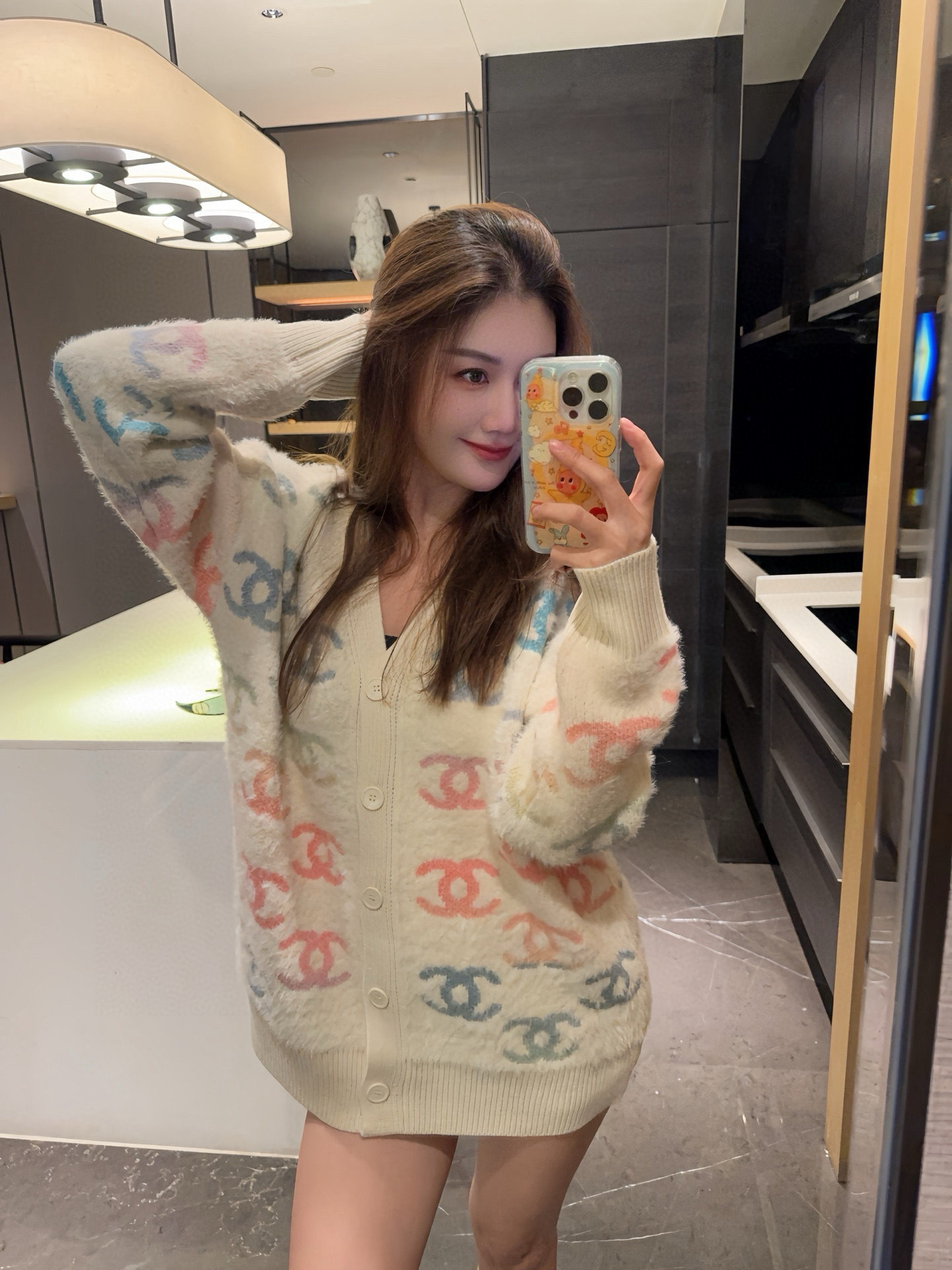 香奈儿 ファー風カーディガン ピンクブルー柄 4色入 - 画像 4