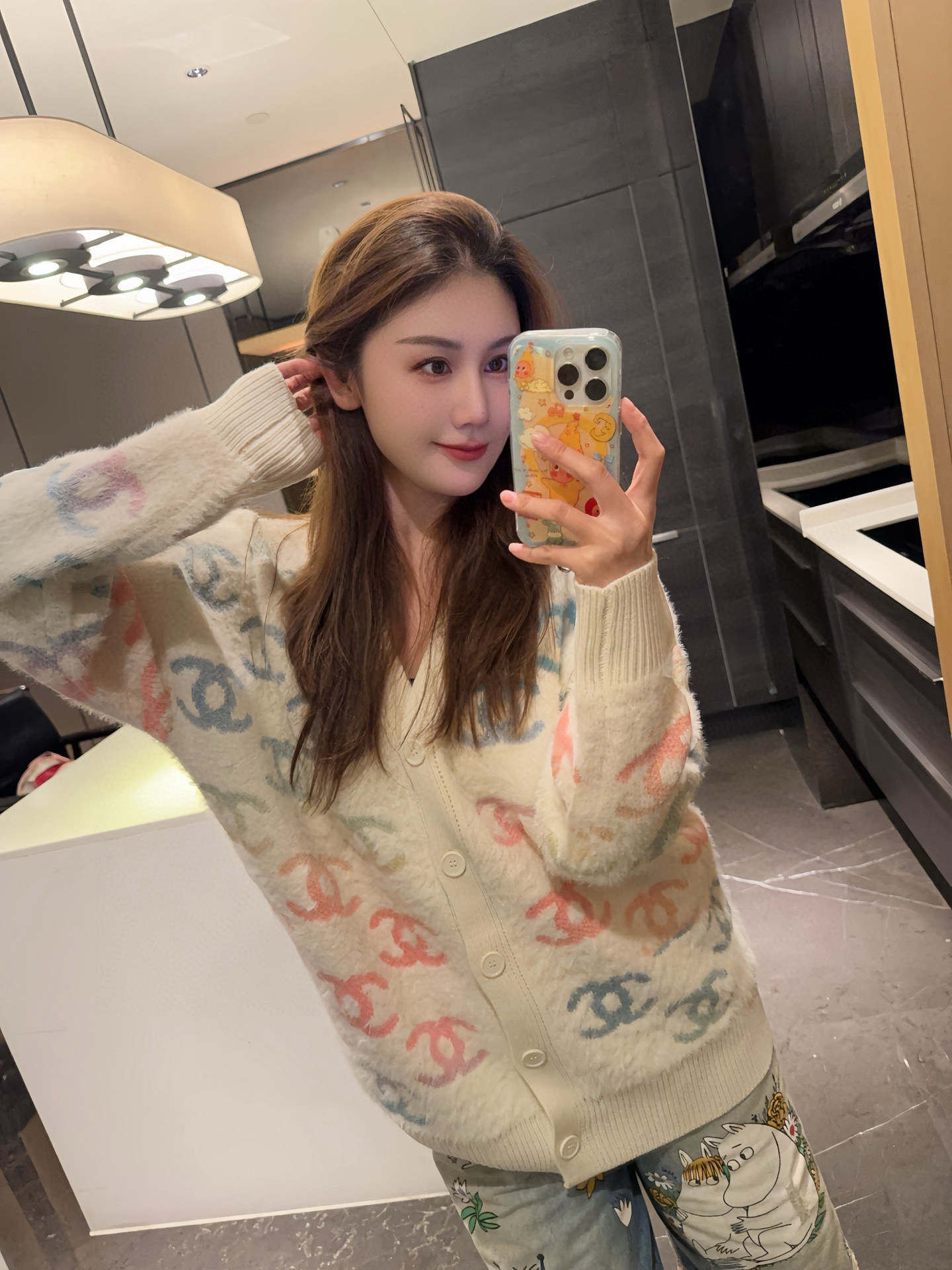 香奈儿 ファー風カーディガン ピンクブルー柄 4色入 - 画像 8