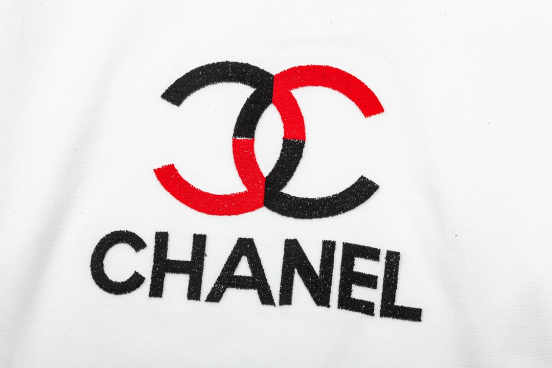 シャネル ロゴ刺繍 パーカー 白 1色 - 画像 4