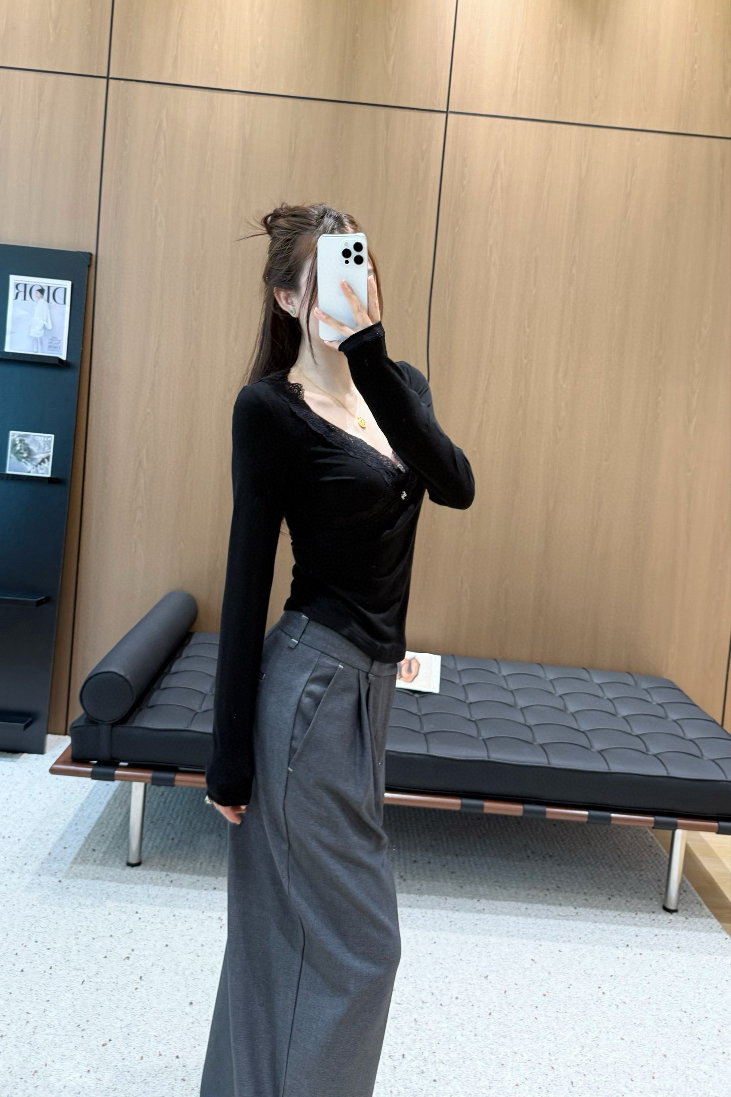 香奈儿 レースアップ ブラウス 黒 1色 - 画像 4