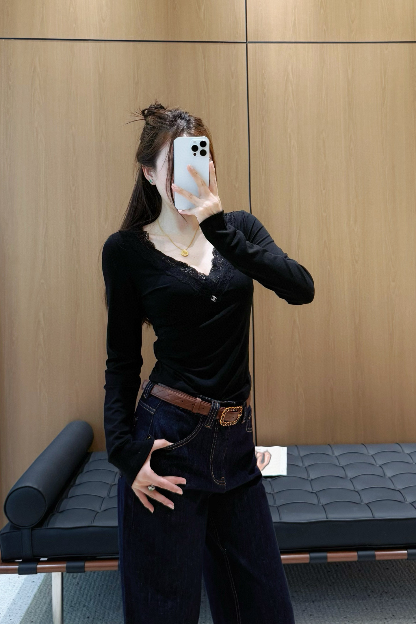 香奈儿 レースアップ ブラウス 黒 1色 - 画像 6