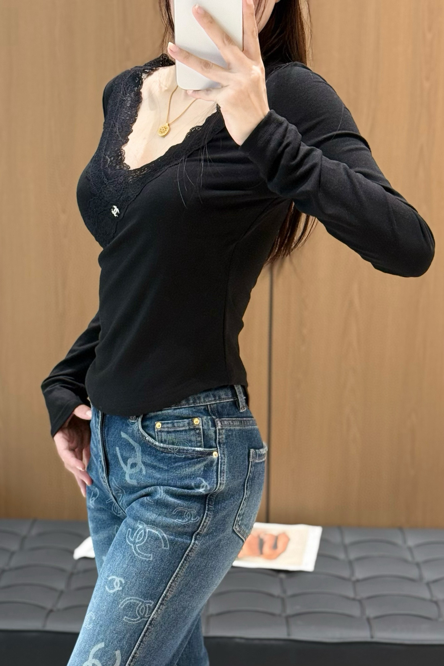 香奈儿 レースアップ ブラウス 黒 1色 - 画像 8