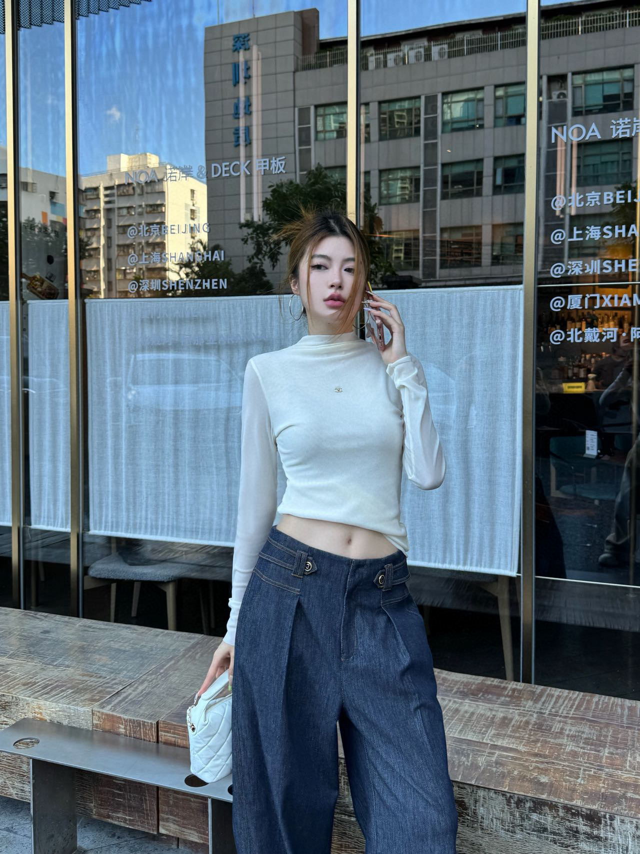 香奈儿 レディース ワンポイント ロングスリーブ Tシャツ 白 1色入 - 画像 6