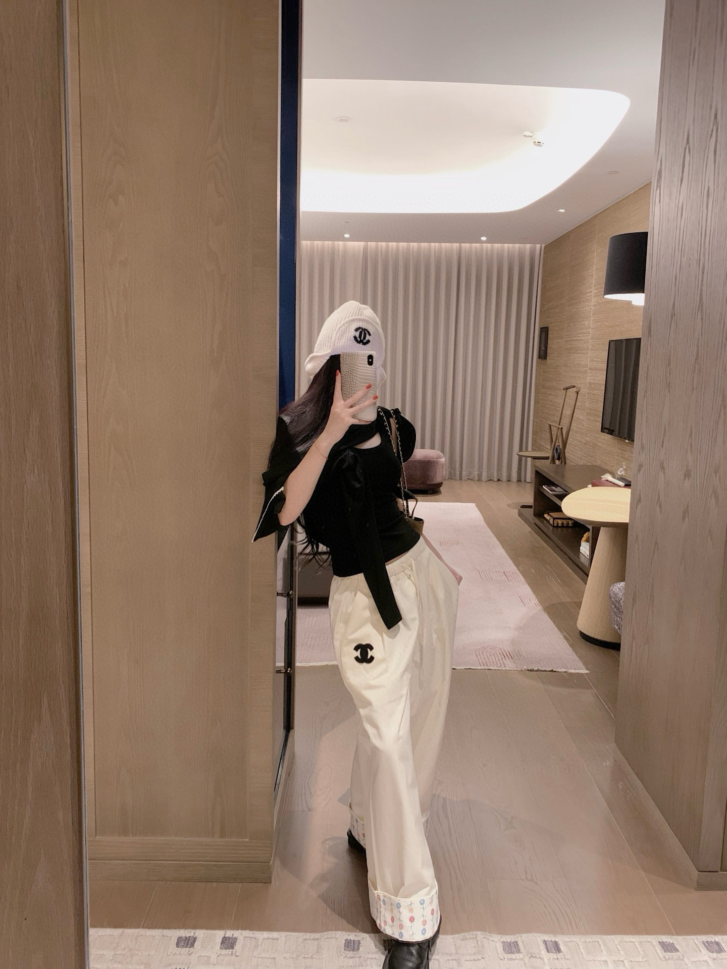 Chanel フレアパンツ 2色 デザインカラー付き おしゃれなカジュアルパンツ - 画像 4