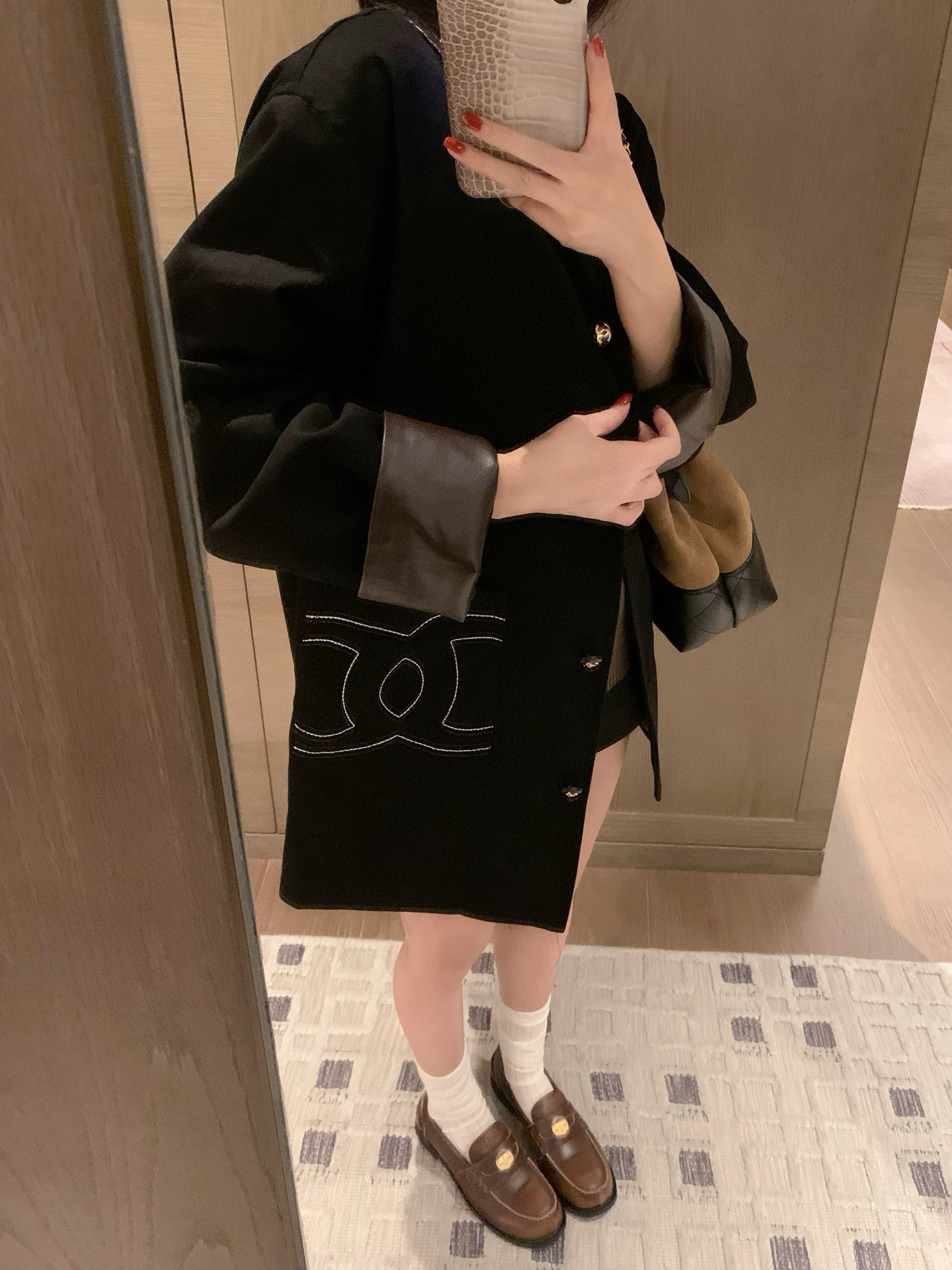 香奈儿 ブラック ロングコート 2色入 豪華なデザイン 高級感のあるアウター