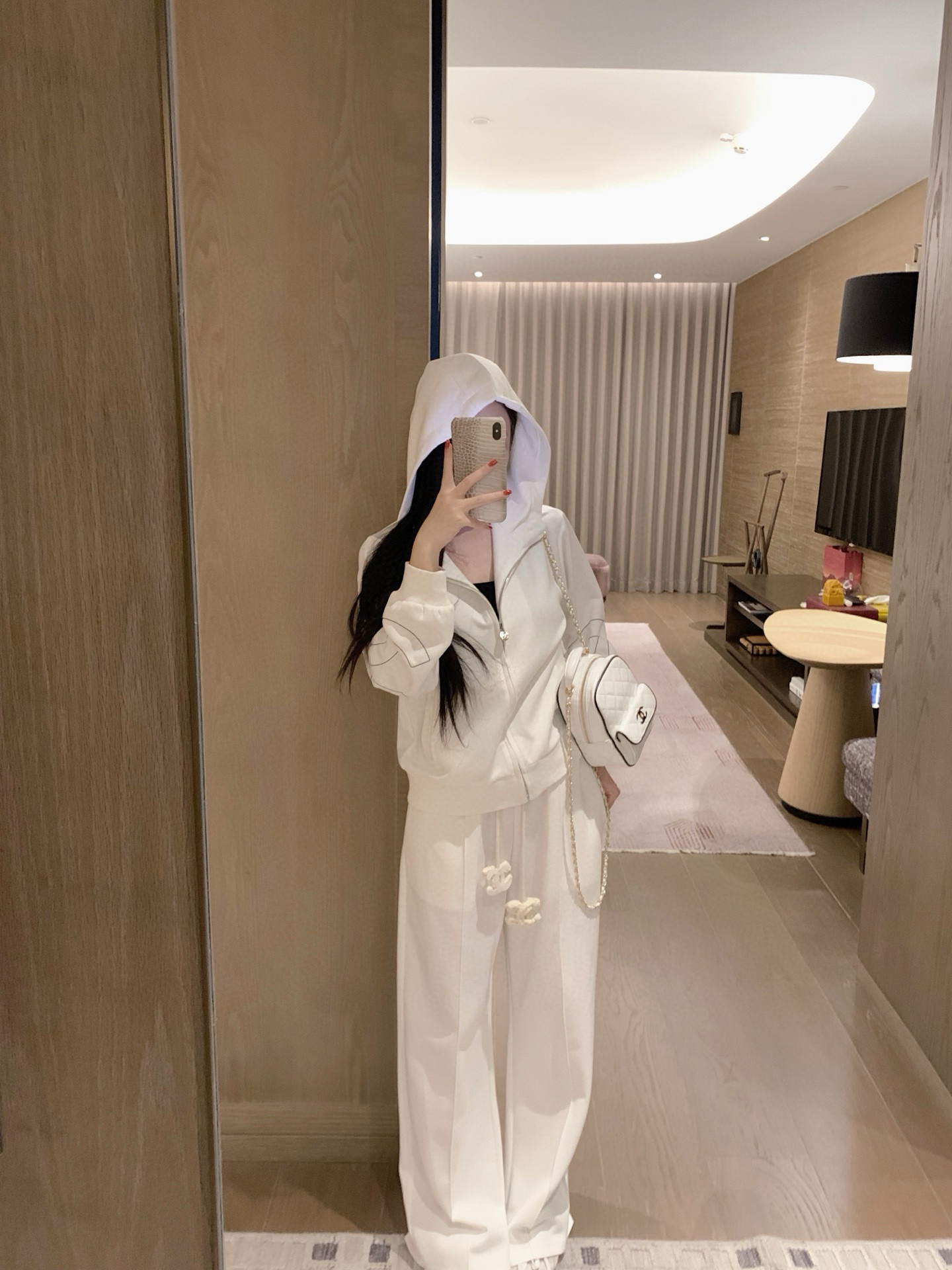 シャネル風 フード付きスウェット 2点セット 2色入 - 画像 4