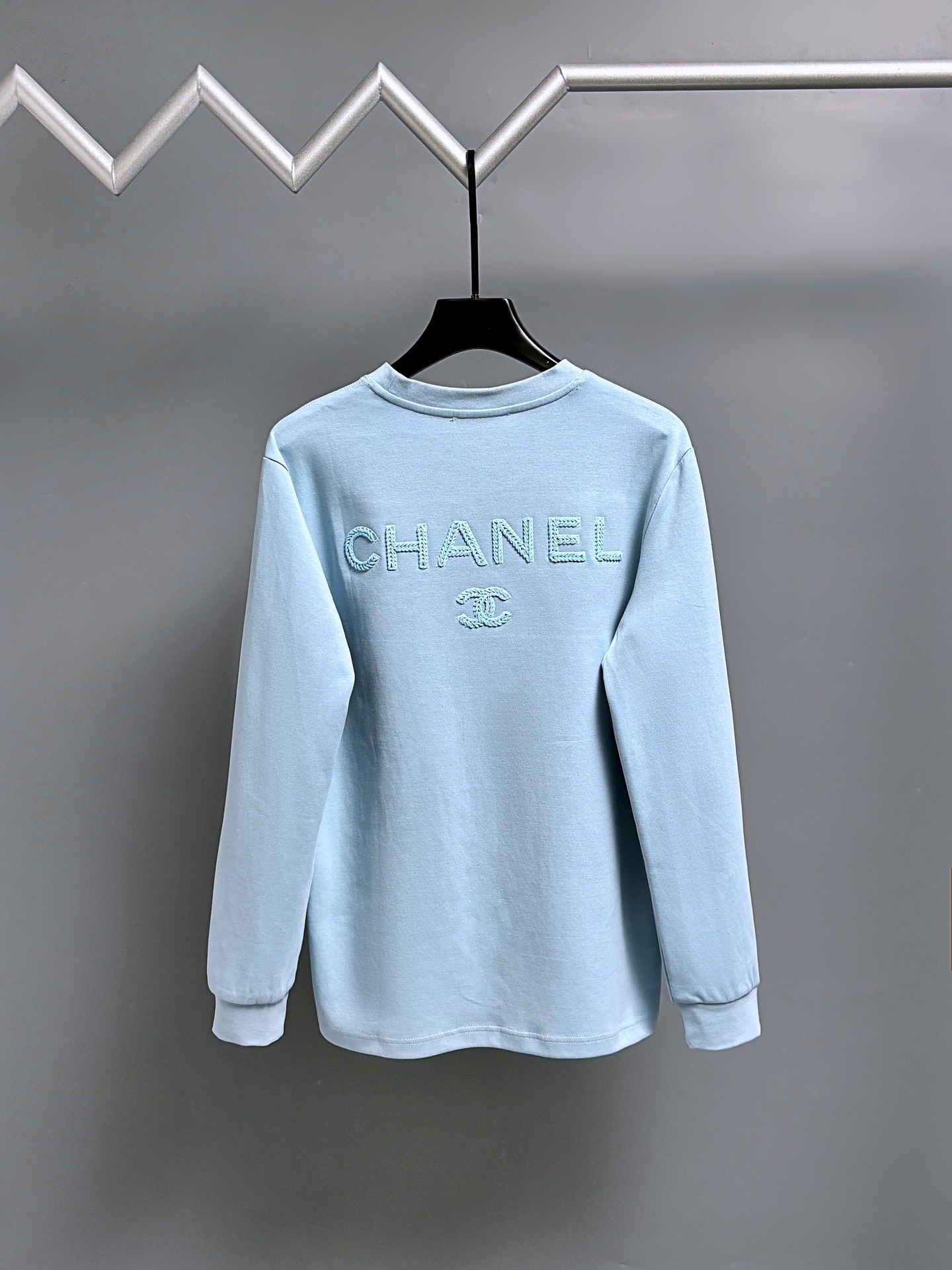 chanel レディース ロングスリーブTシャツ ブルーグレー 綿100% 1枚|1枚|1枚|1枚|1枚|1枚|1枚|1枚|1枚|1枚 - 画像 2