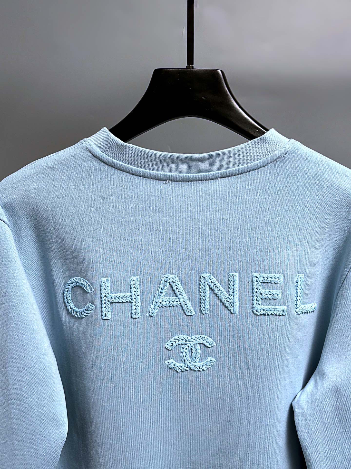 chanel レディース ロングスリーブTシャツ ブルーグレー 綿100% 1枚|1枚|1枚|1枚|1枚|1枚|1枚|1枚|1枚|1枚 - 画像 8