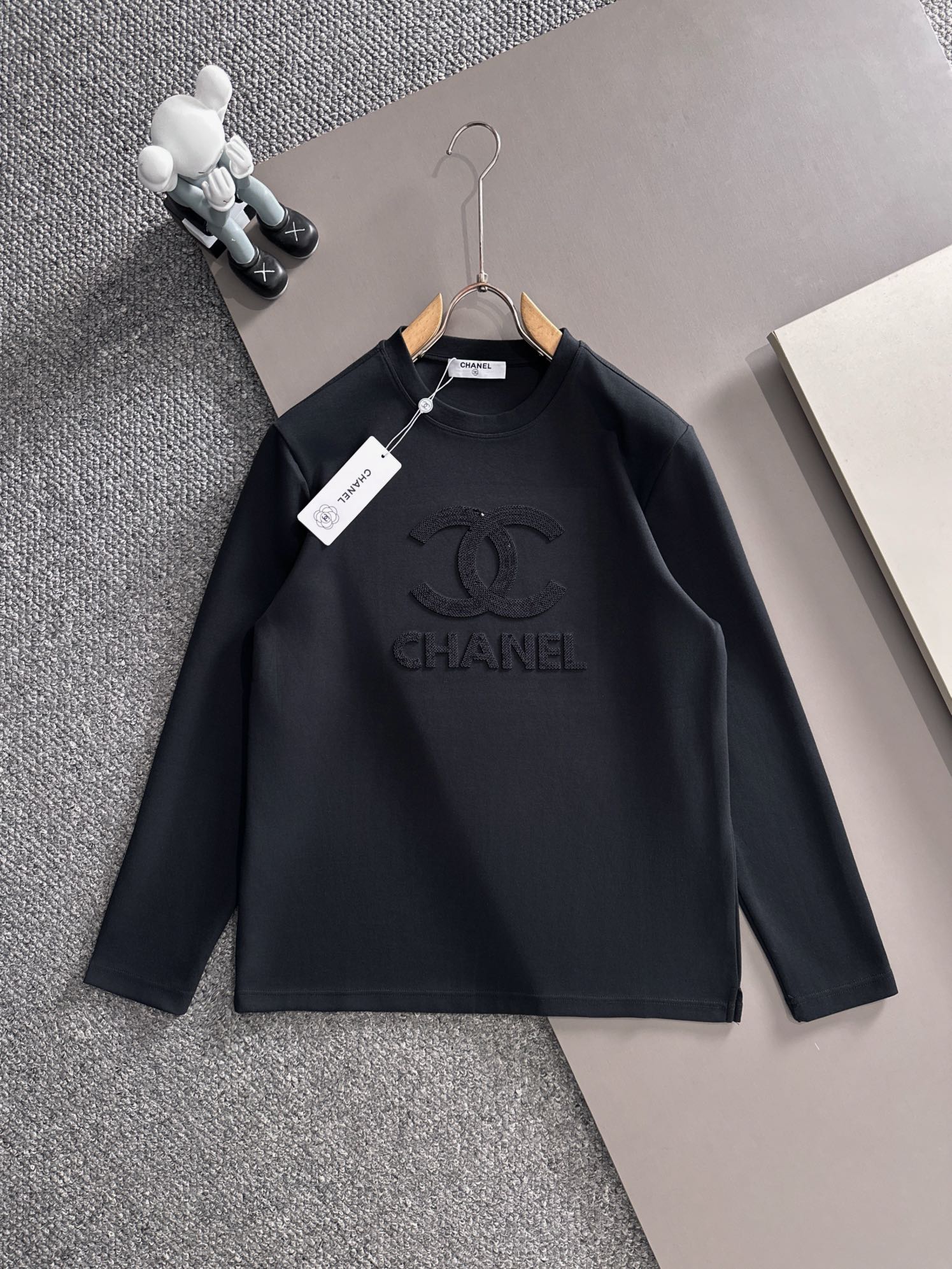 シャネル ロゴ ロングスリーブTシャツ ブラック ホワイト グレー 3色展開