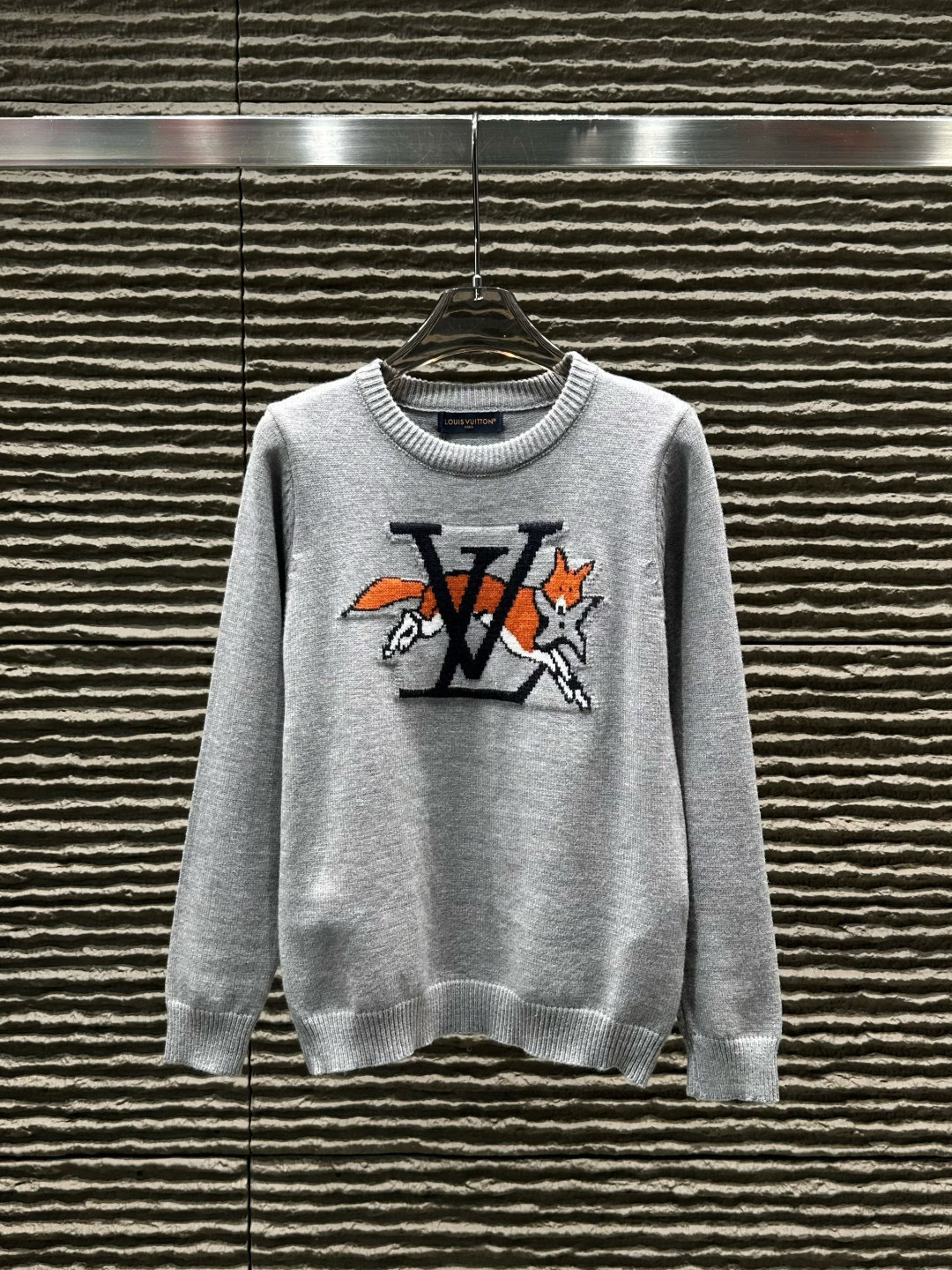 Louis Vuittonルイヴィトン ロゴ フォックス ニットセーター 灰色 1色