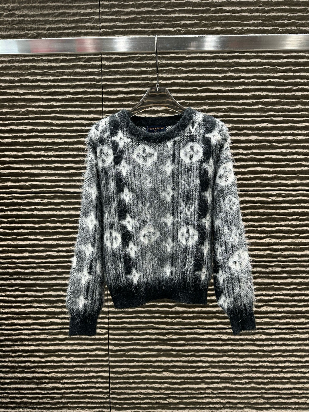 Louis Vuittonルイ・ヴィトン レディース モンタナセーター 2色展開