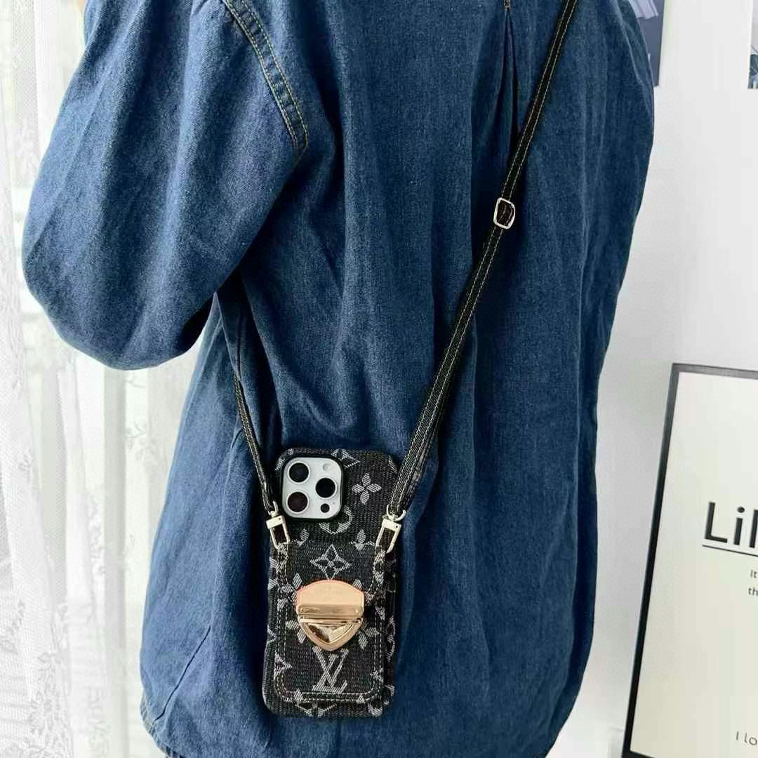 iPhoneケースルイ・ヴィトン デニム調スマホケース 2色入 🛍️