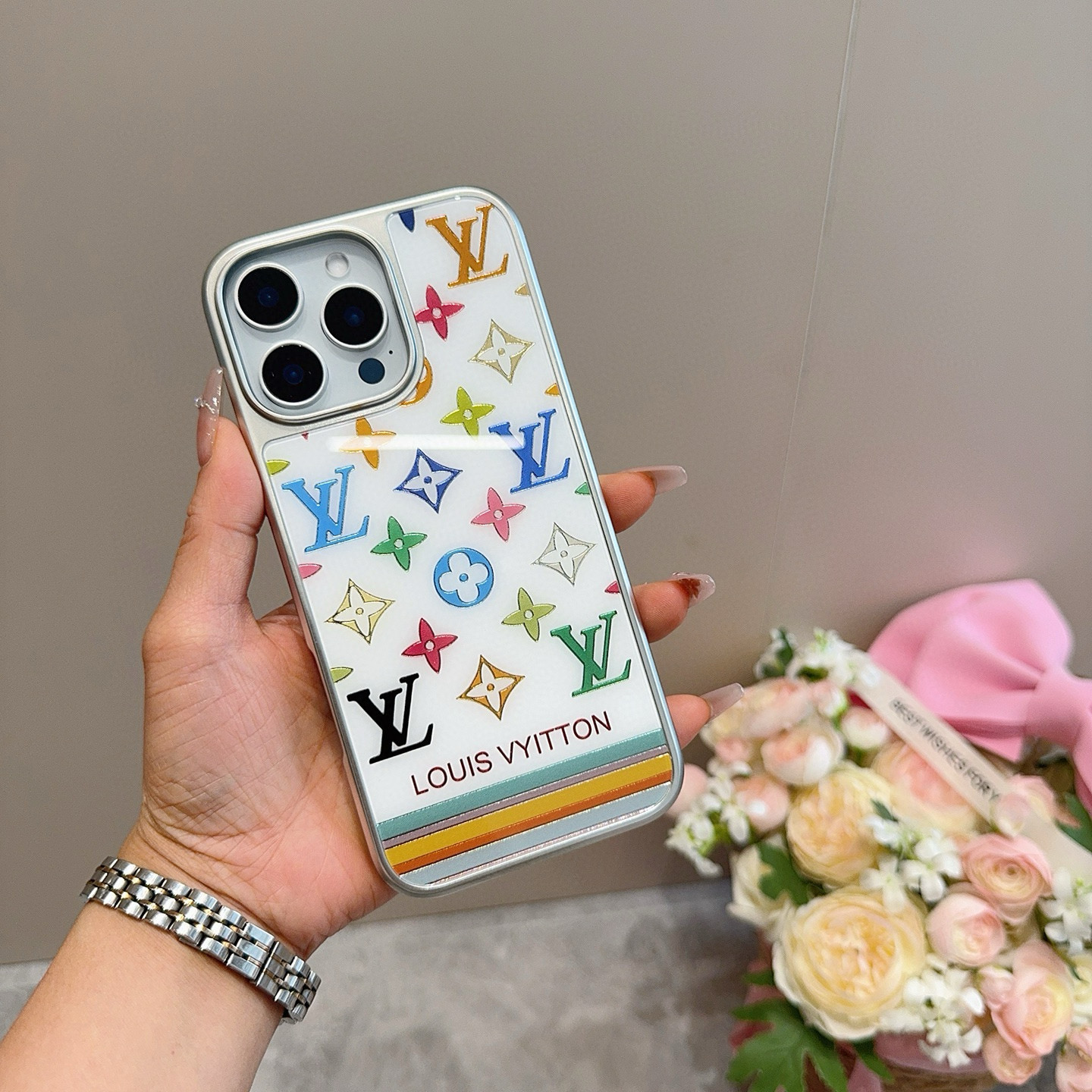 iPhoneケースカラフルなLV ロゴ プリンティング スマホケース 2色入 💖