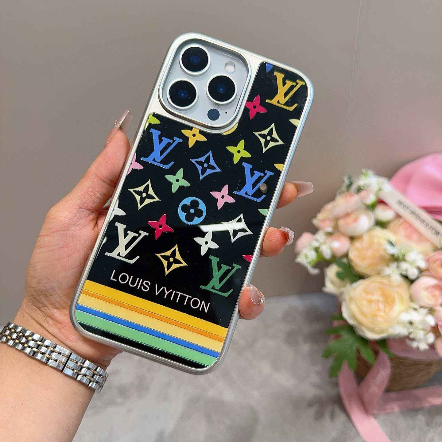 iPhoneケース魅力的 LOUIS VUITTON ファッションスマホケース 4色入 💖