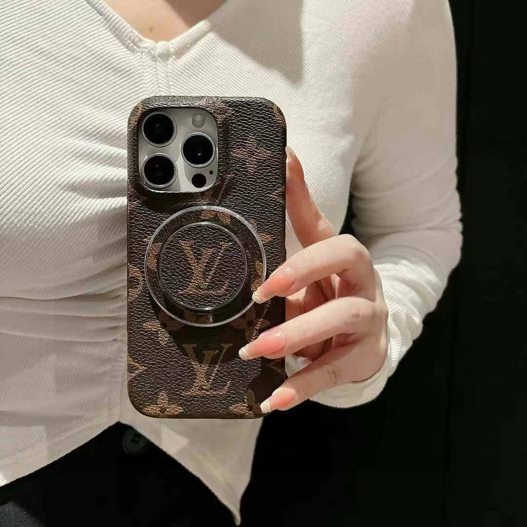 iPhoneケースルイ・ヴィトン iPhoneケース モノグラム マグネットスタンド付き 2色入 📱
