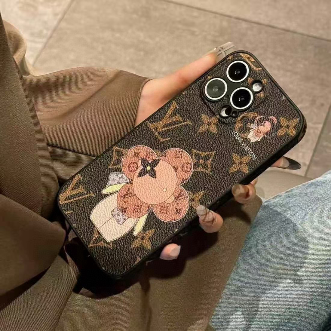 iPhoneケースLOUIS VUITTON デザインスマホケース 3色入 💖