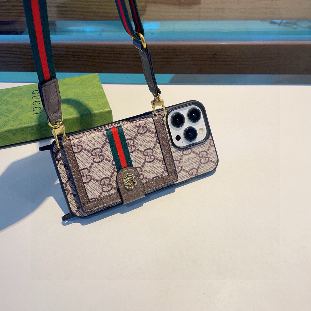 iPhoneケース【GUCCI】スマートフォンケース メンズ レディース 3色入 🎁