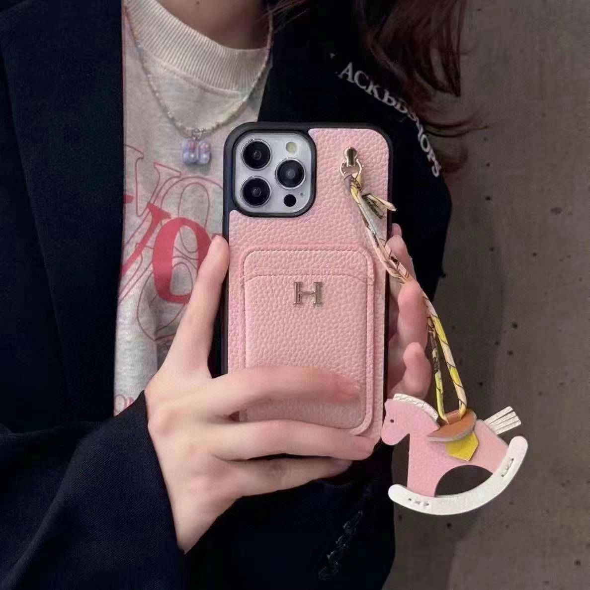 iPhoneケースエルメス ロックアップ ピンク 2色入 🐎