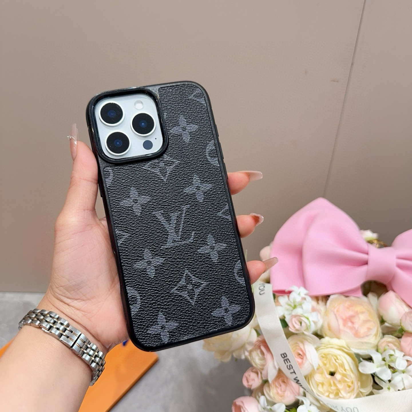 iPhoneケースルイヴィトン風 スマホケース 2色入 🌸
