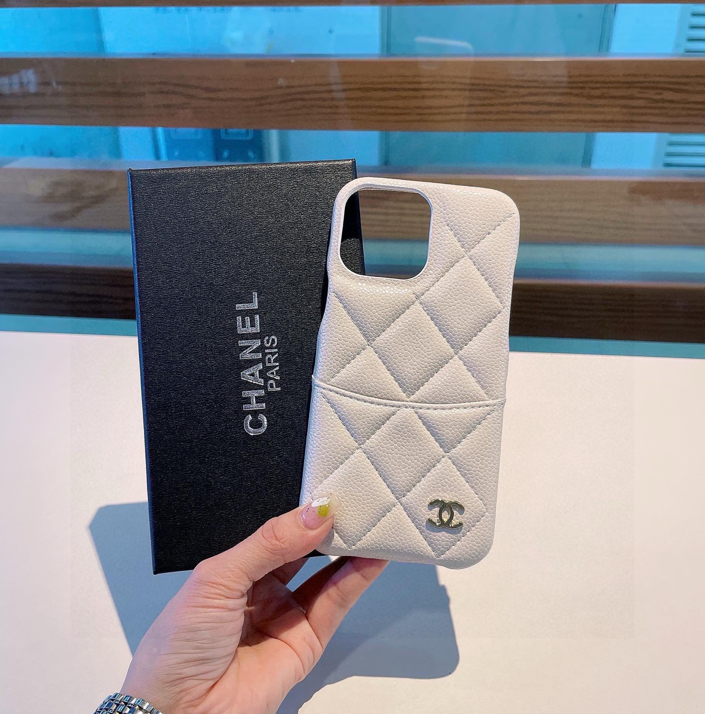 iPhoneケースシャネル スマホケース クォーツ柄 4色入 🌸