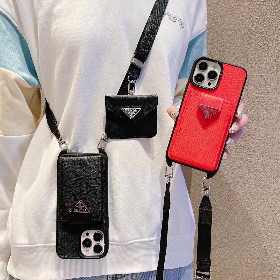 iPhoneケースプラダ プラダ風 スマホケース 2色入 ポケット付き ショルダーストラップ付き 🎁