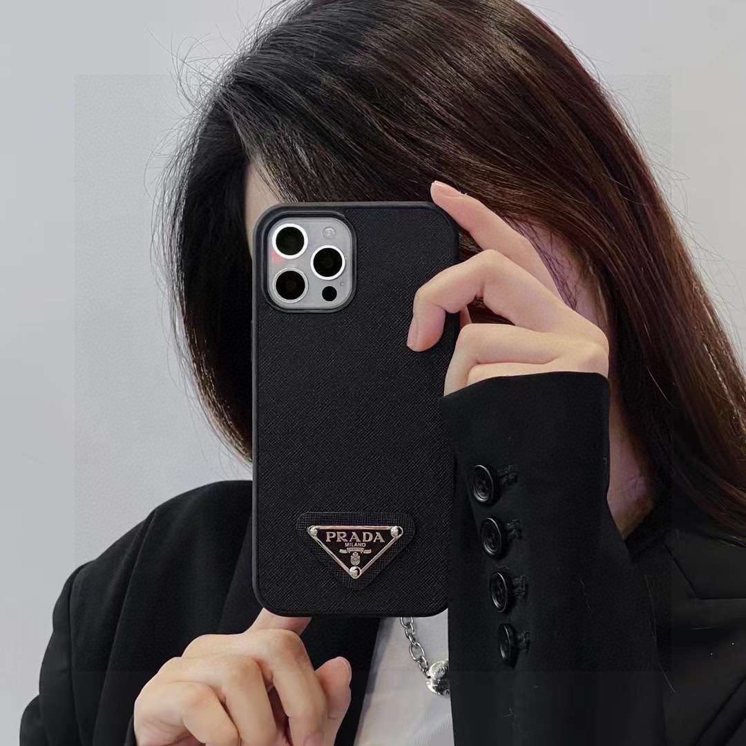 iPhoneケースPRADA プラダ スモールトライアングル ファブリックiPhoneケース 2色入 📱