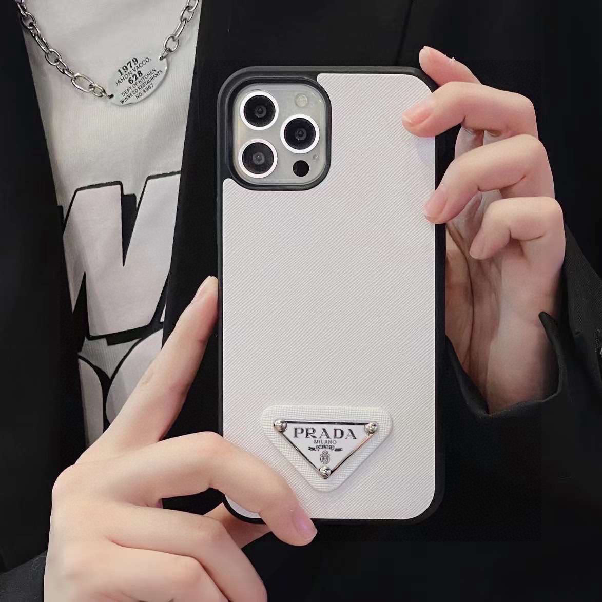 iPhoneケースプラダ iPhoneケース 2色入 シンプル ブランド ファッション 📱
