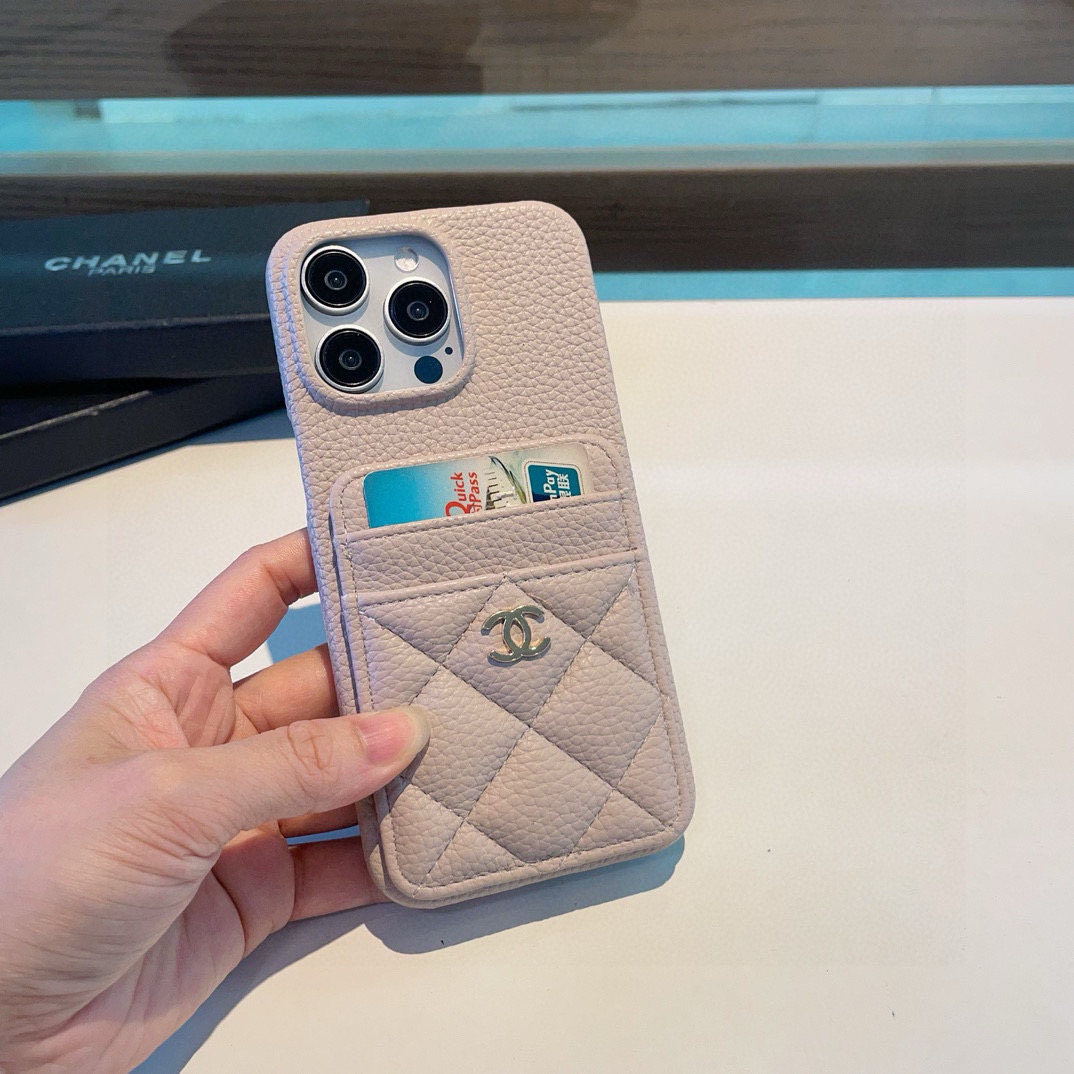 iPhoneケースシャネル ラゲッジ ポケット付きiPhoneケース 2色入 🌸