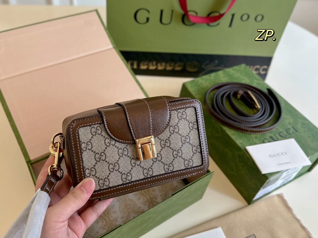 GUCCI グッチ ミニボストンバッグ ベージュ×ブラウン 1色入 💼