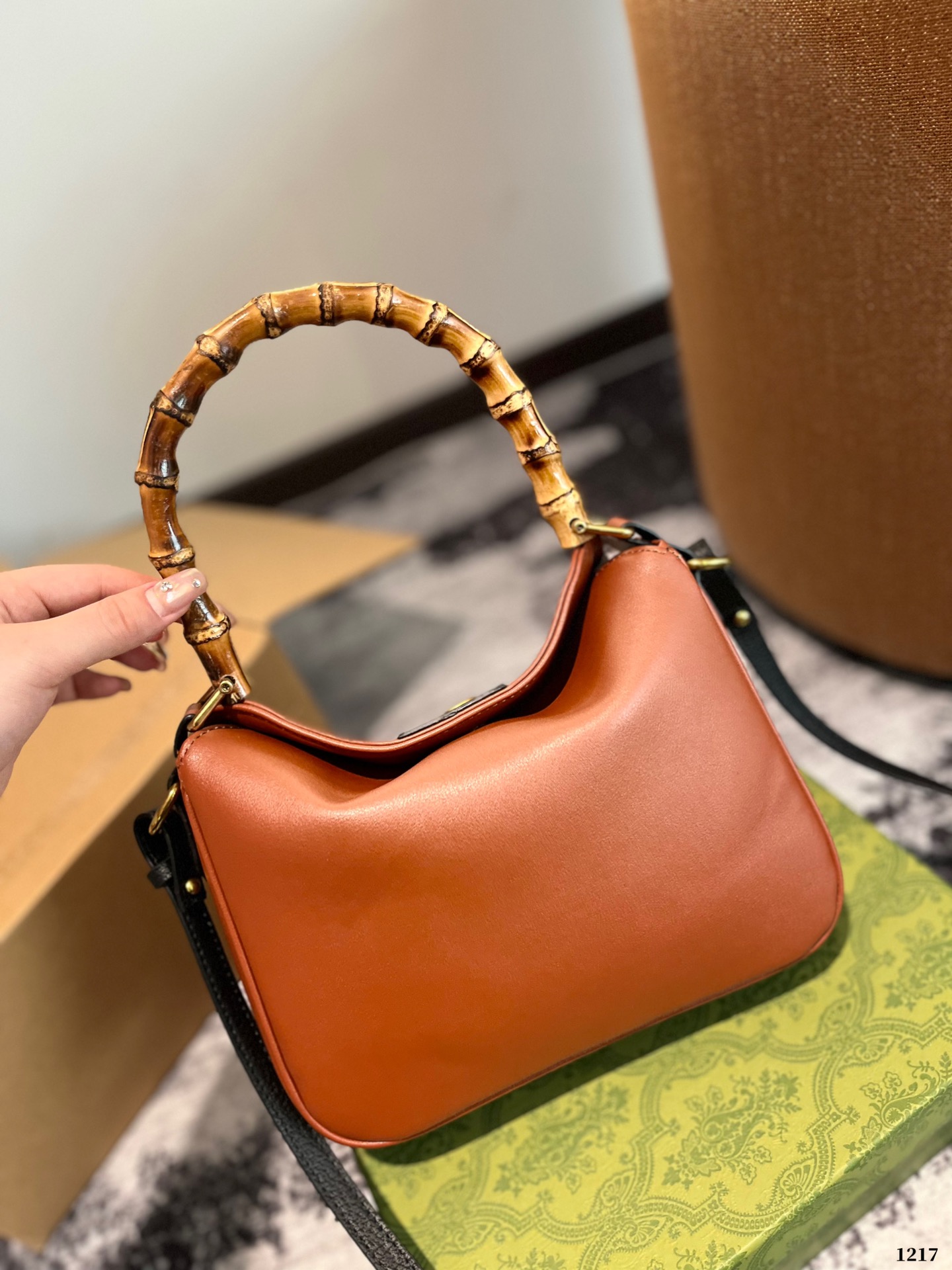 GUCCI バンブー ハンドバッグ 4色入 💼 - 画像 7