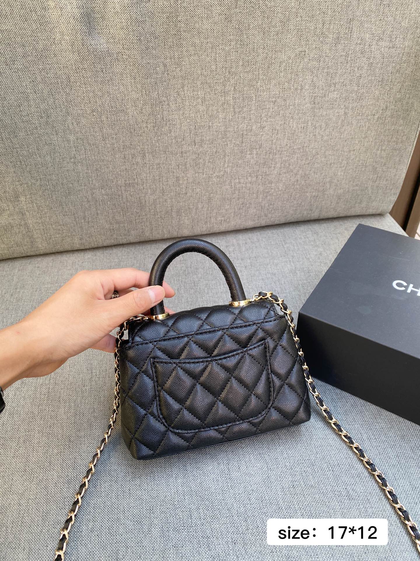 シャネル ミニハンドバッグ 黒 17*12cm 二つ折りチェーン 1色入 🖤 - 画像 2