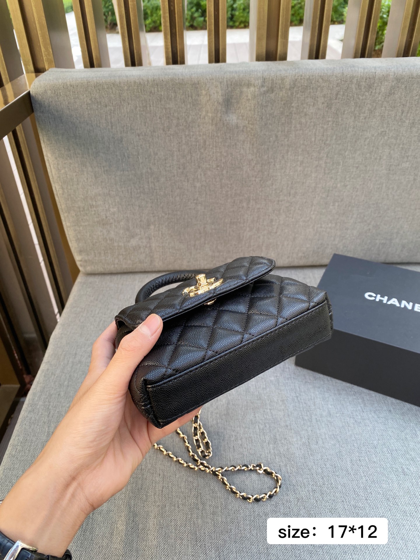 シャネル ミニハンドバッグ 黒 17*12cm 二つ折りチェーン 1色入 🖤 - 画像 9