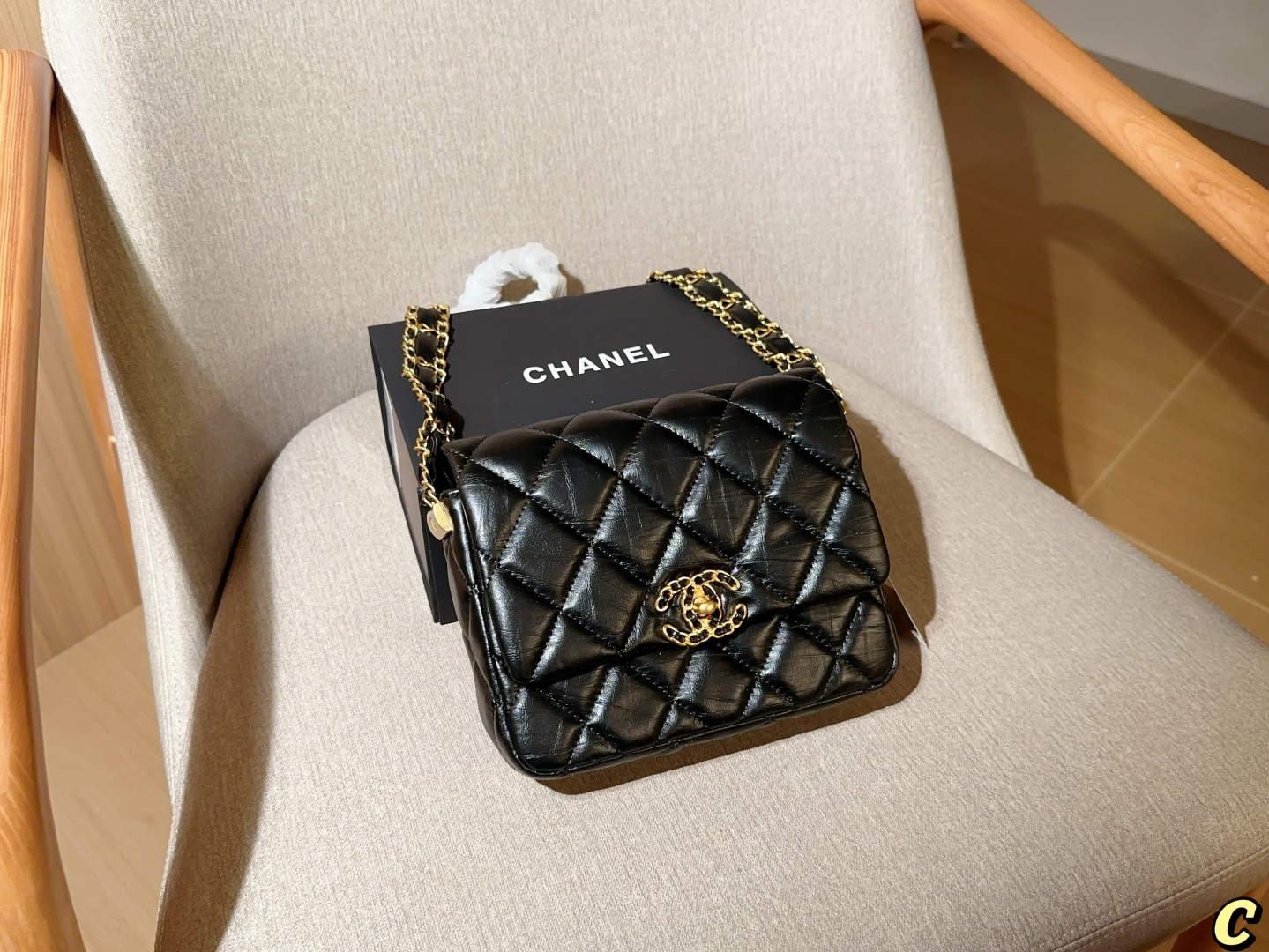 Chanel ミニショルダーバッグ 黒 2色入 🖤