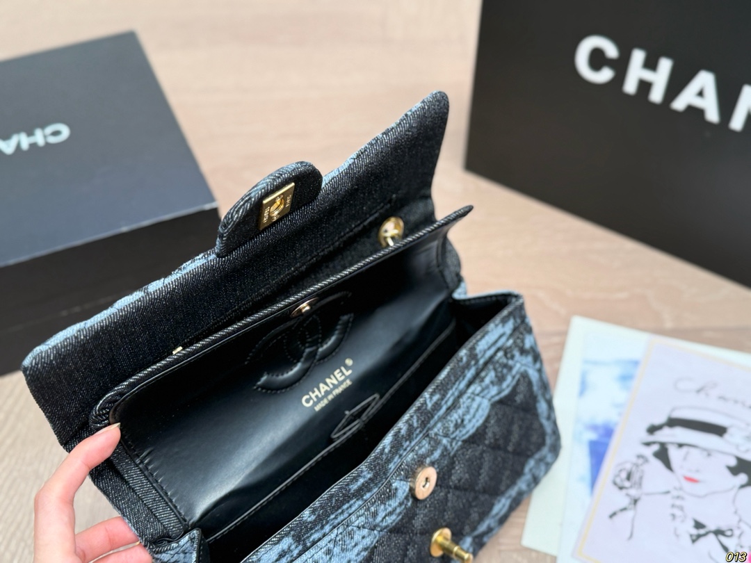 Chanel ミニ2.55 デニム ブルー 2色入 🎁 - 画像 9