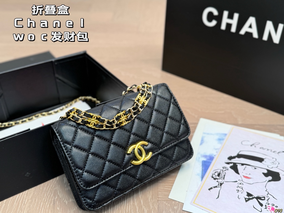 シャネル フォールドバッグ 黒 1色入 💼