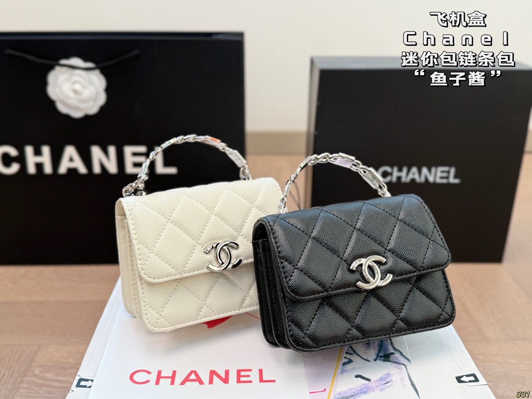 Chanel ミニポシェット 2色 | ファッション ショルダーバッグ 🖤🤍