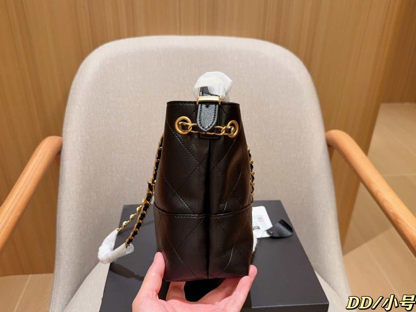 Chanel ブラック キャンバス ハンドバッグ 1色入 🖤 - 画像 5