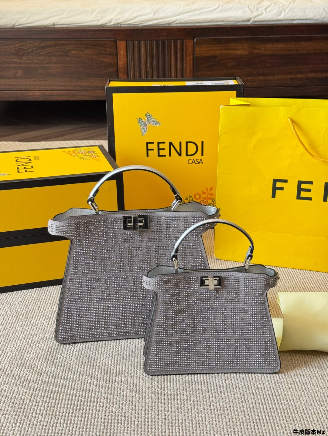 FENDI ザ・ファルコン ミニ2way バッグ 2色入 💎
