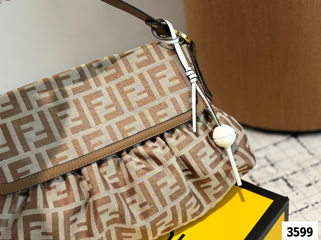 FENDI バッグ キャンバス フォンテイン ショルダーバッグ 🎀 2色入 - 画像 5