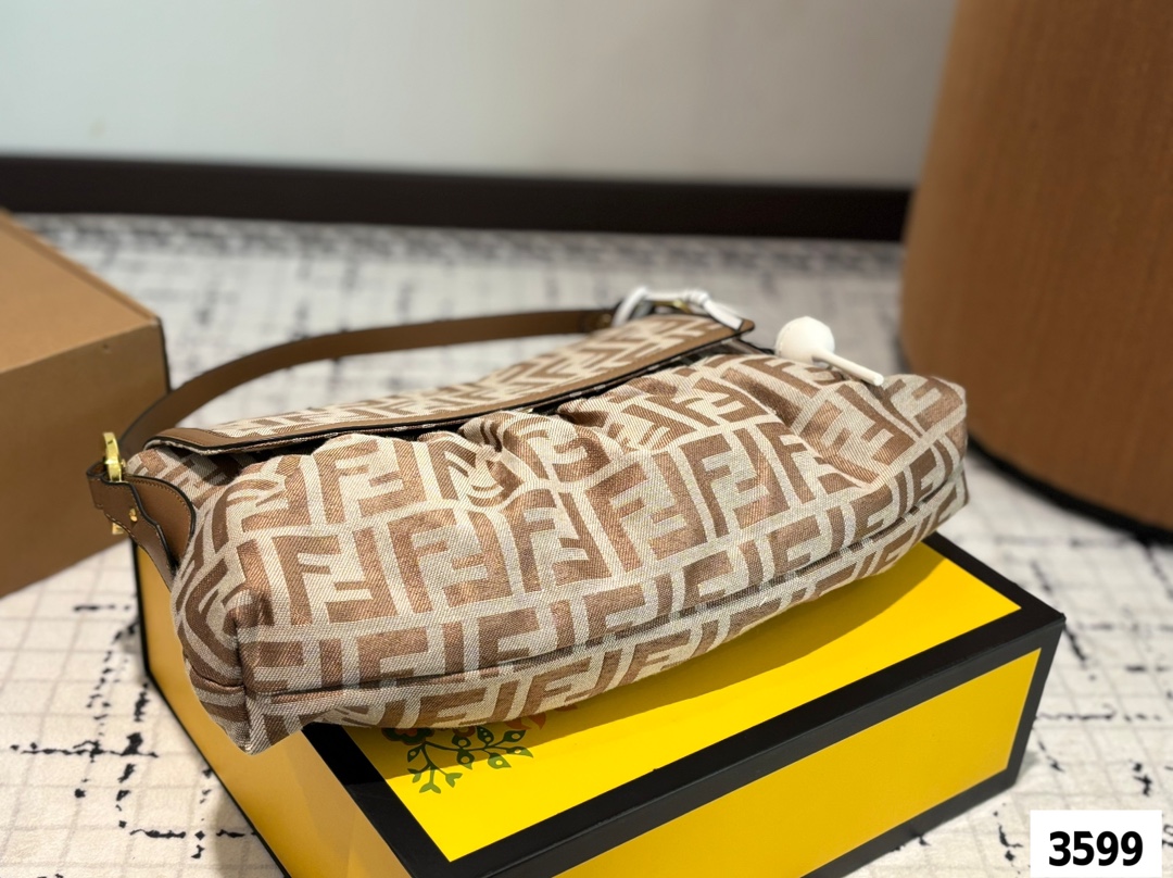 FENDI バッグ キャンバス フォンテイン ショルダーバッグ 🎀 2色入 - 画像 7