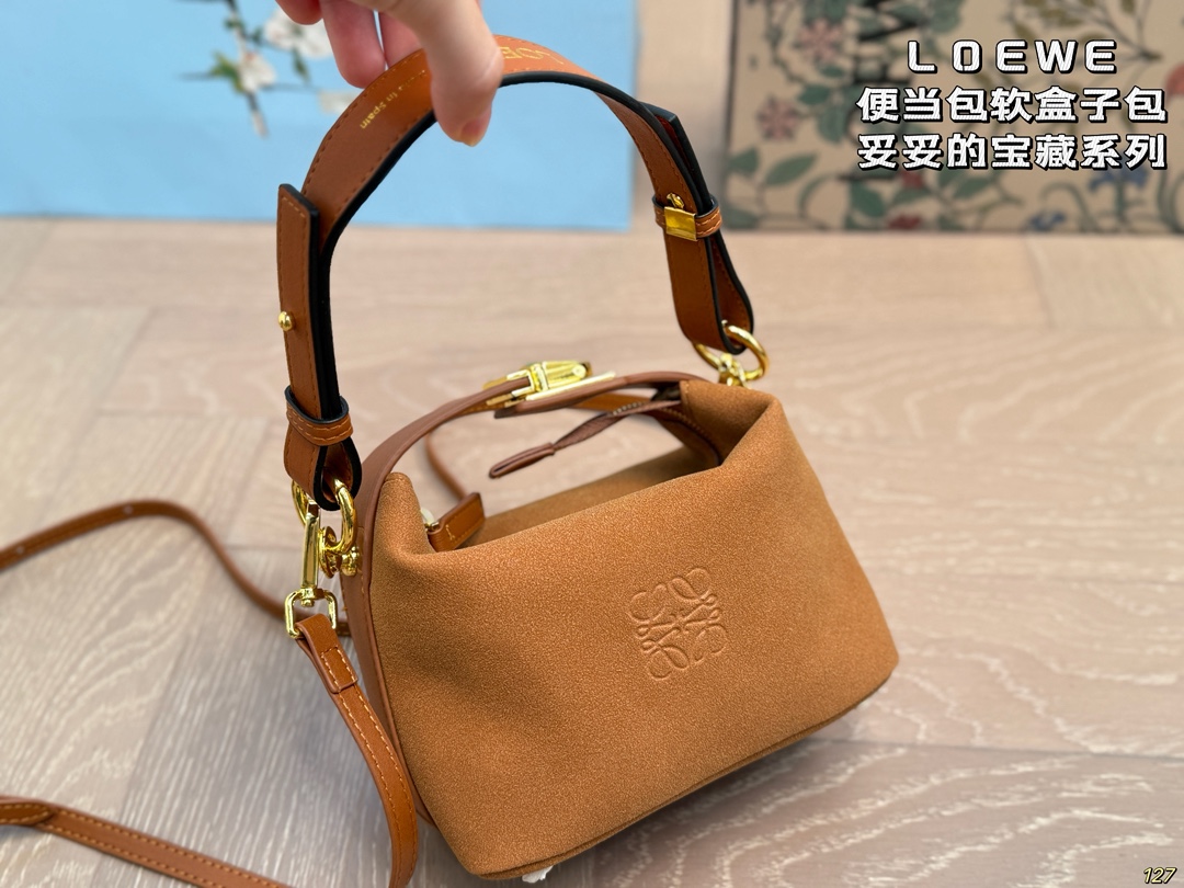 LOEWE バッグ ファブリック ラウンドトート 1色入 🍂