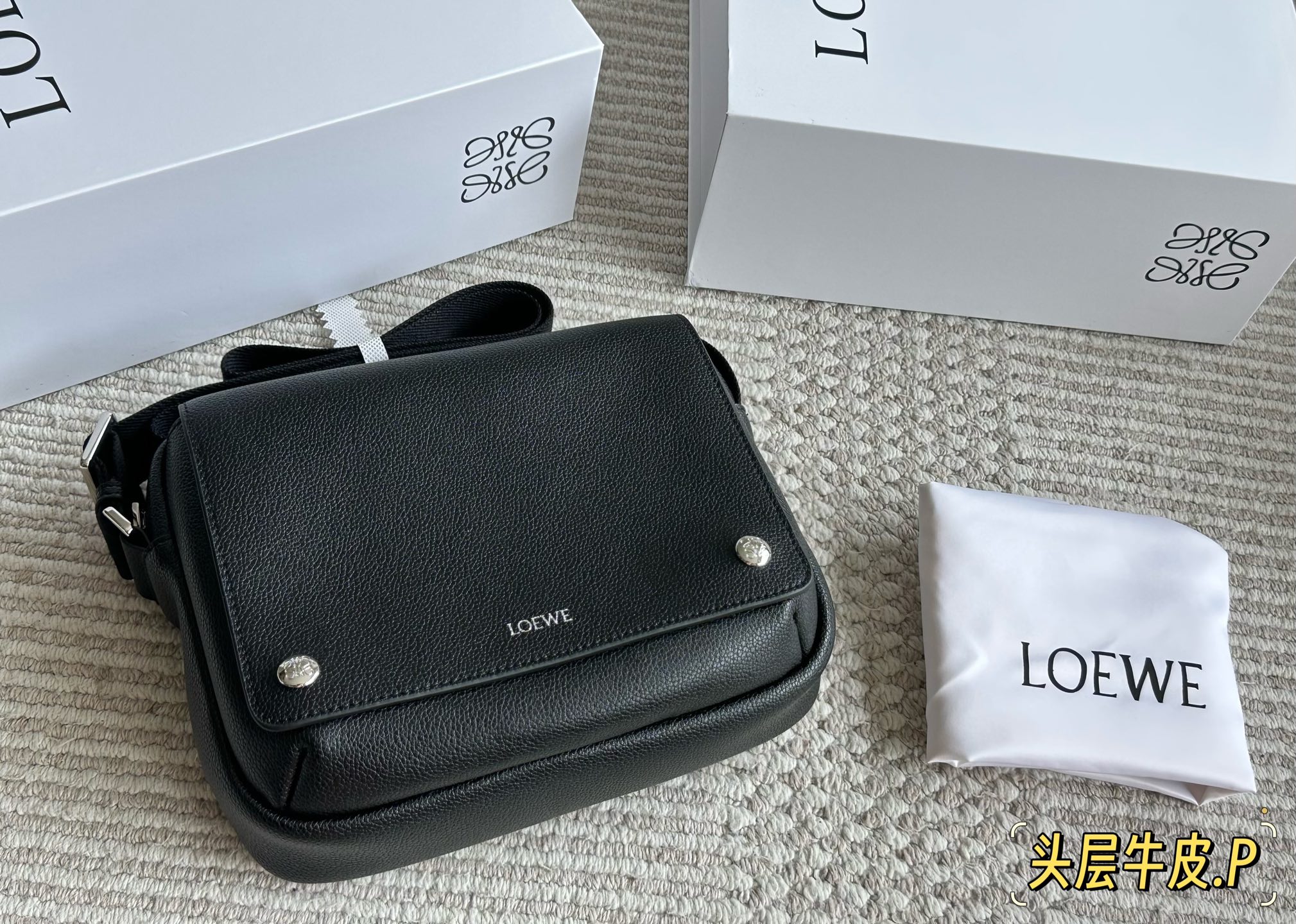 ロエベ 肩掛けバッグ 黒 1色入 🖤