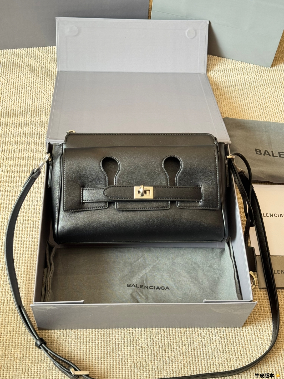 Balenciaga バッグ 黒 1色入 🖤