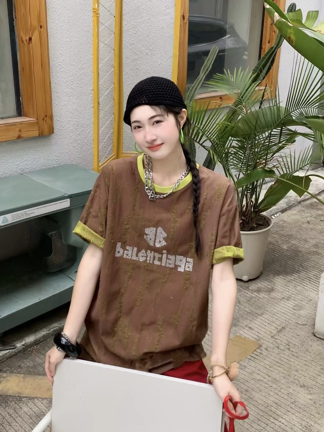 バレンシアガ メンズ ロゴTシャツ 2色入 🍀